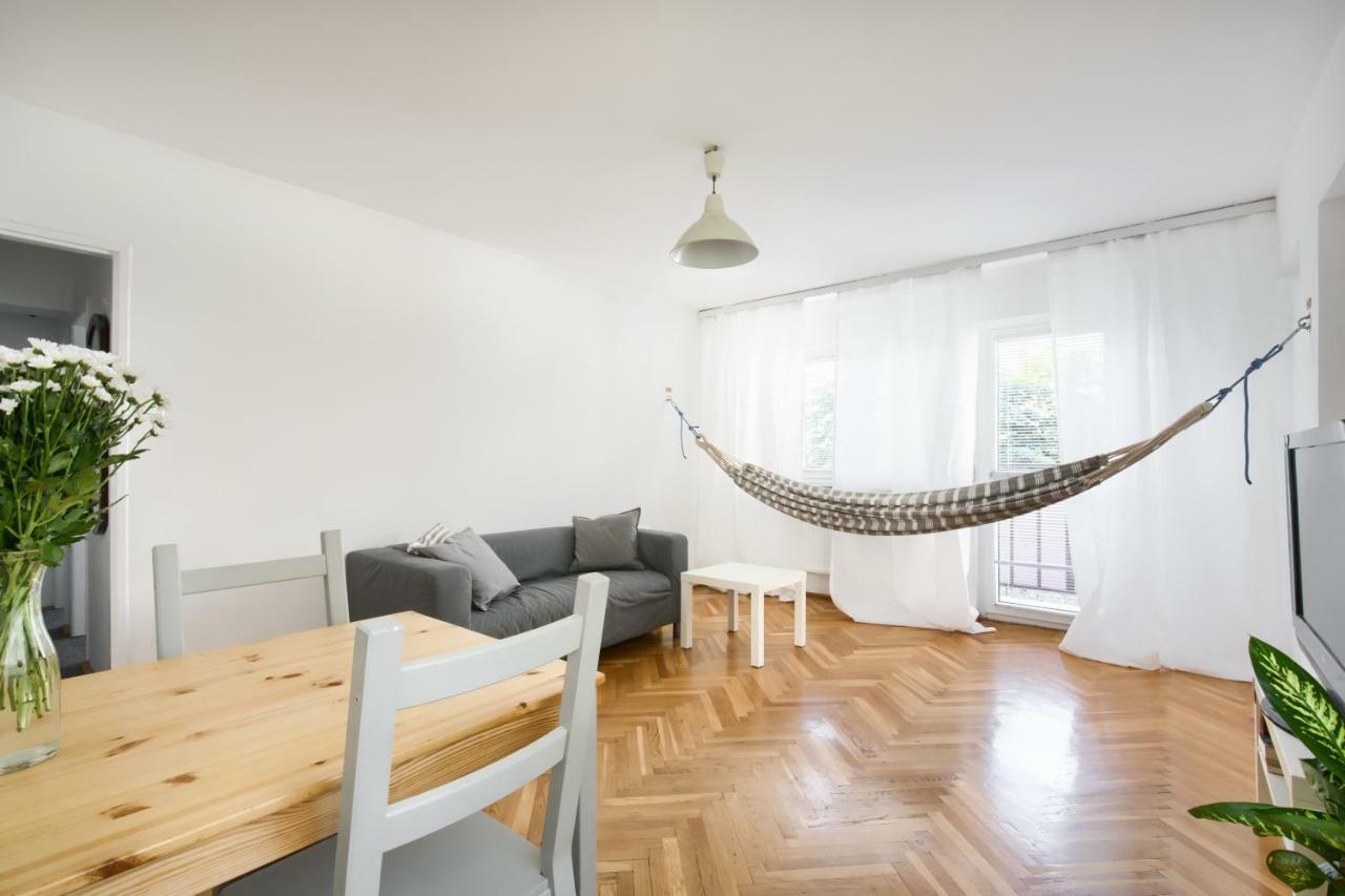 Chmielna Hammock Apartment Варшава Экстерьер фото