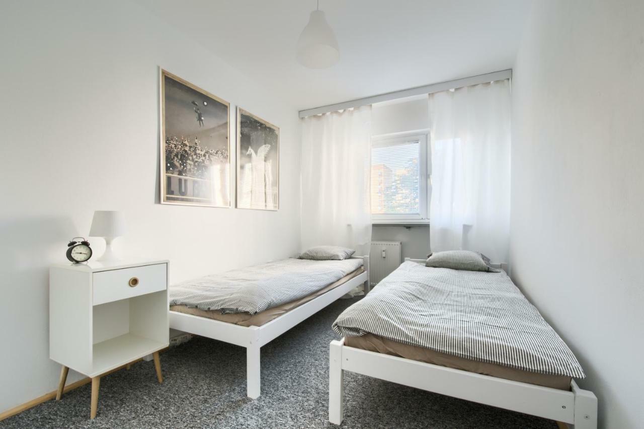 Chmielna Hammock Apartment Варшава Экстерьер фото